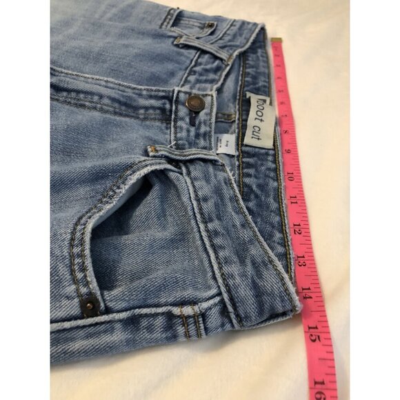 Gap Womens Boot Cut Jeans Size 8 Reg Light Blue Denim Capsule Wardrobe - Picture 8 of 10